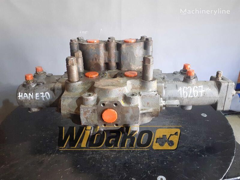 Hamworthy V4013DA1VS102035/87 hydraulic distributor for HANOMAG 70E